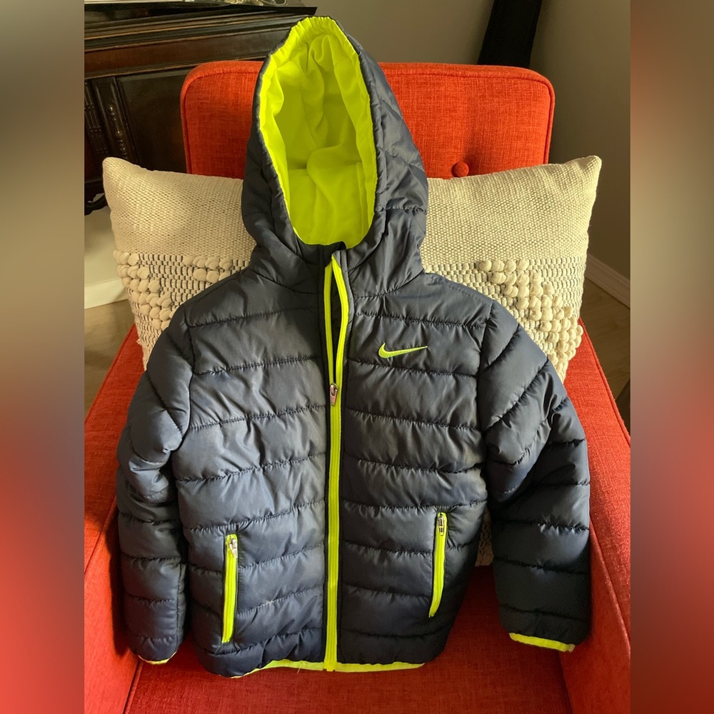 Nike Puffer Jacket, Navy, Kids Size 6